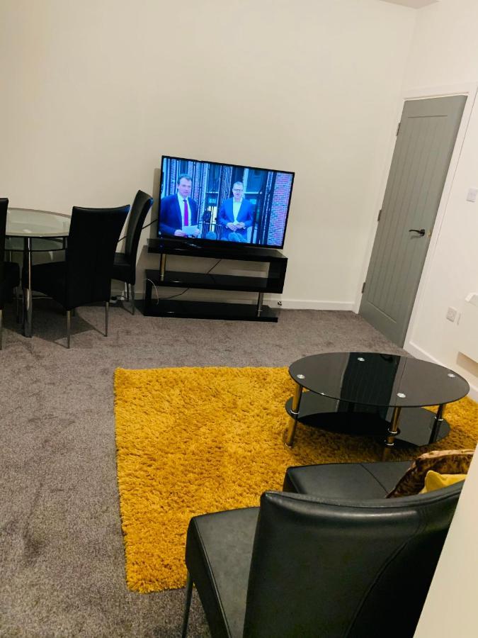 Blessed Aptm 3 With Free Parking Apartment