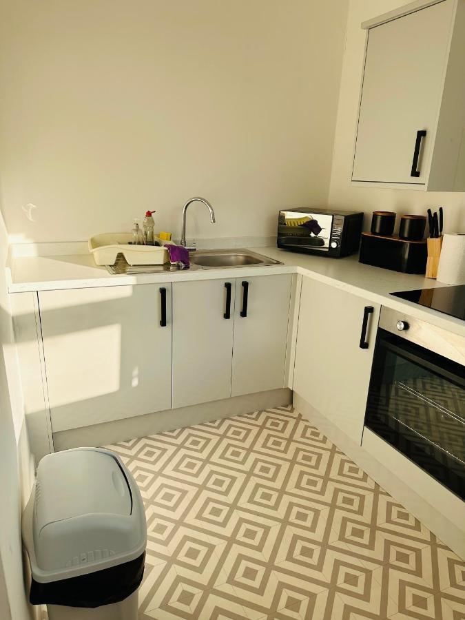 Apartment Blessed Aptm 3 With Free Parking